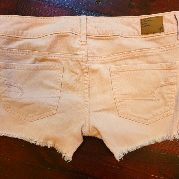 American Eagle Outfitters pink jean shorts size 4 stretch - Picture 2 of 5